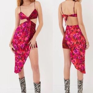 For love & lemons mix print cutout hug low mini dress pink/red plus size 2X